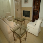thumb_1084_livingroom.jpg