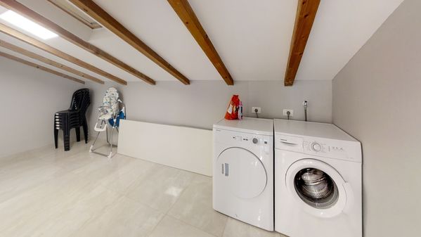 Rechov Yoel: Beautiful Jerusalem Apartment in Meah Shearim