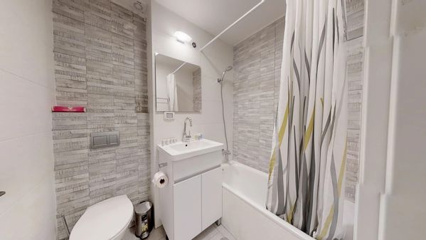 Fresh, clean, great 1 bedroom apartment on ground floor on Yoel St