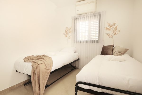Luxurious 4 bedrooms in Mitzpeh Nof, Romema Jewel