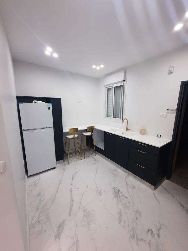 New- Luxurious One Bedroom Vacation Rental On Strauss, Geula- Jerusalem