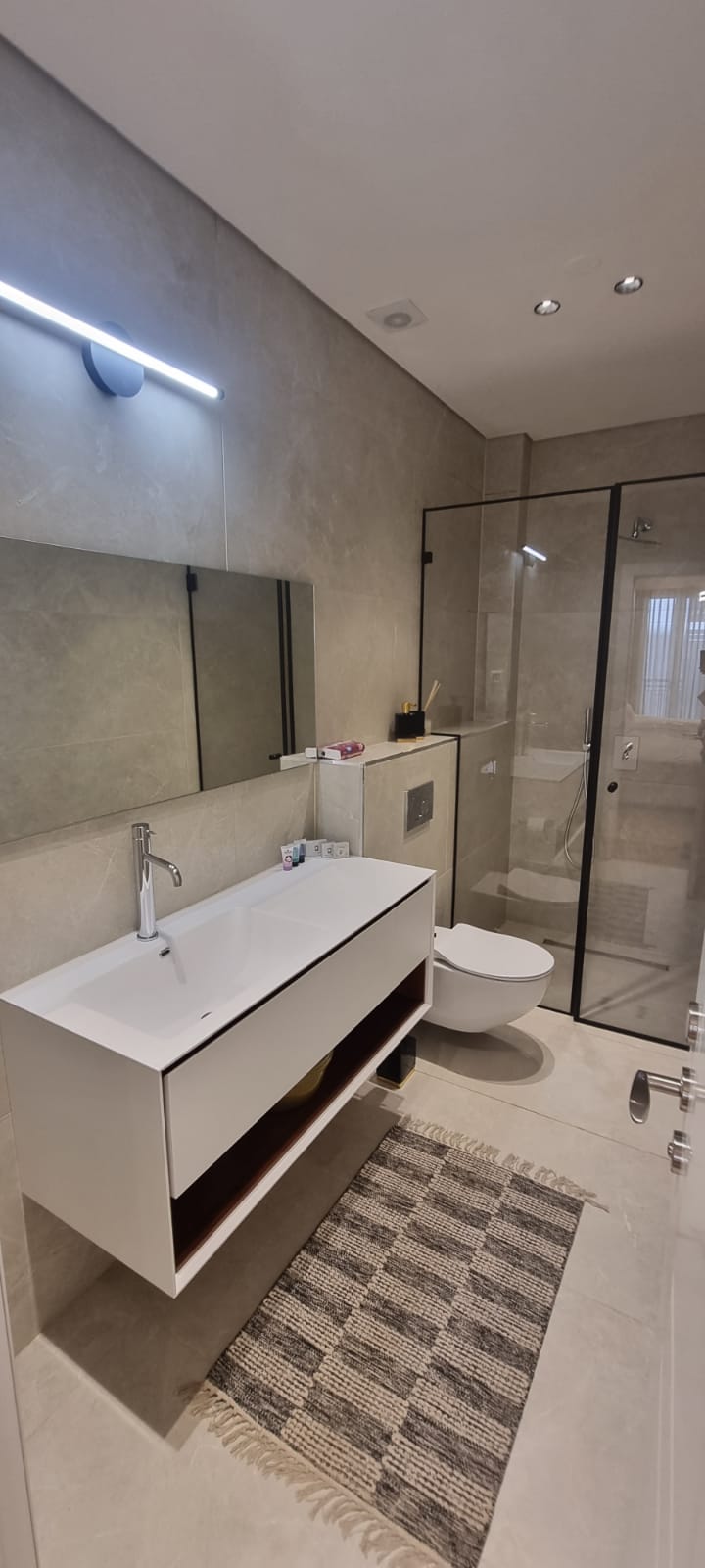 Luxurious 3 Bedroom In Jerusalem Estates at Schneller- Vacation Rental in Jerusa