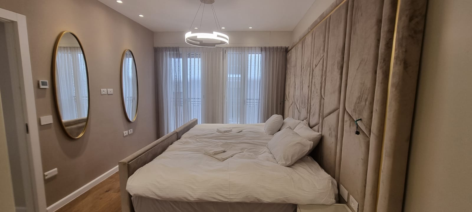 Luxurious 3 Bedroom In Jerusalem Estates at Schneller- Vacation Rental in Jerusa