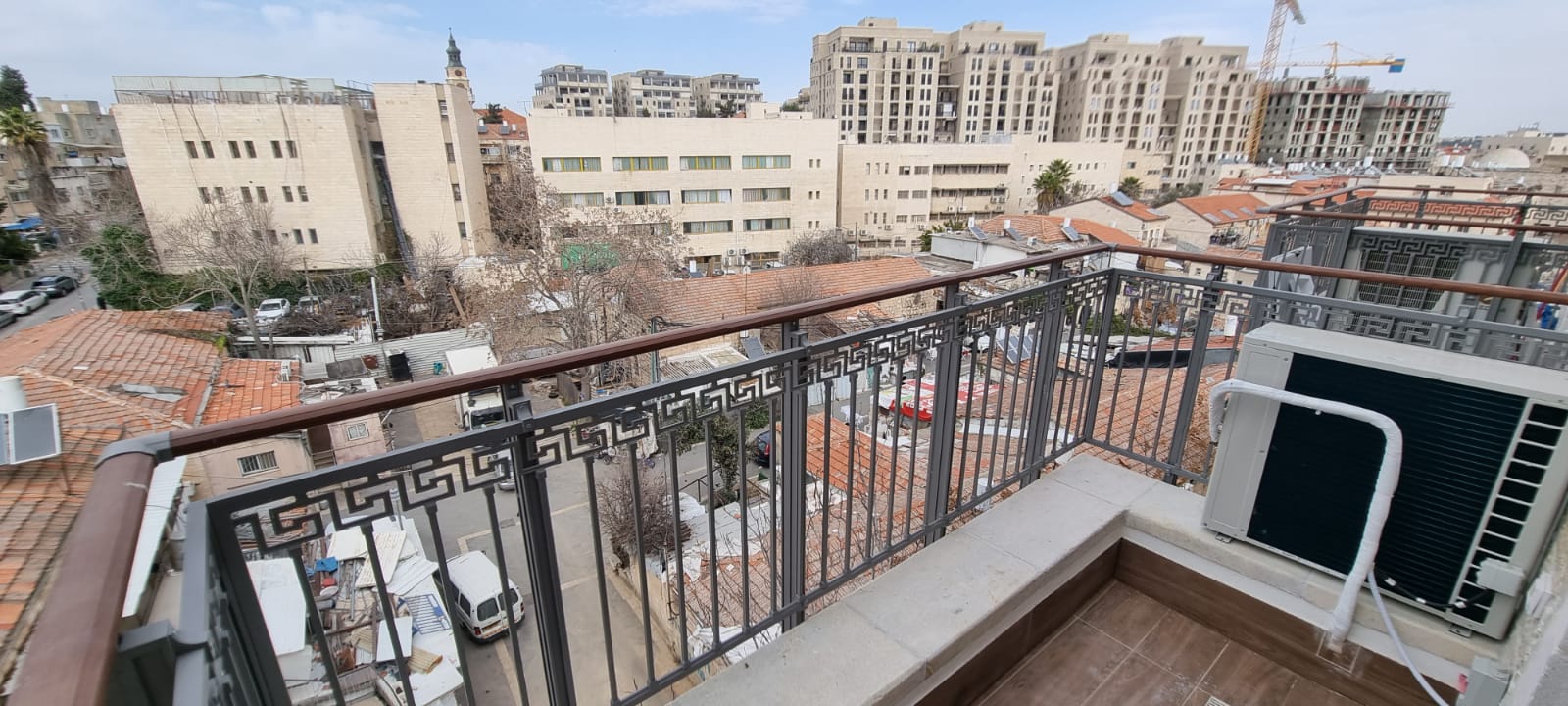 One Bedroom On Tachkemoni Street, Jerusalem