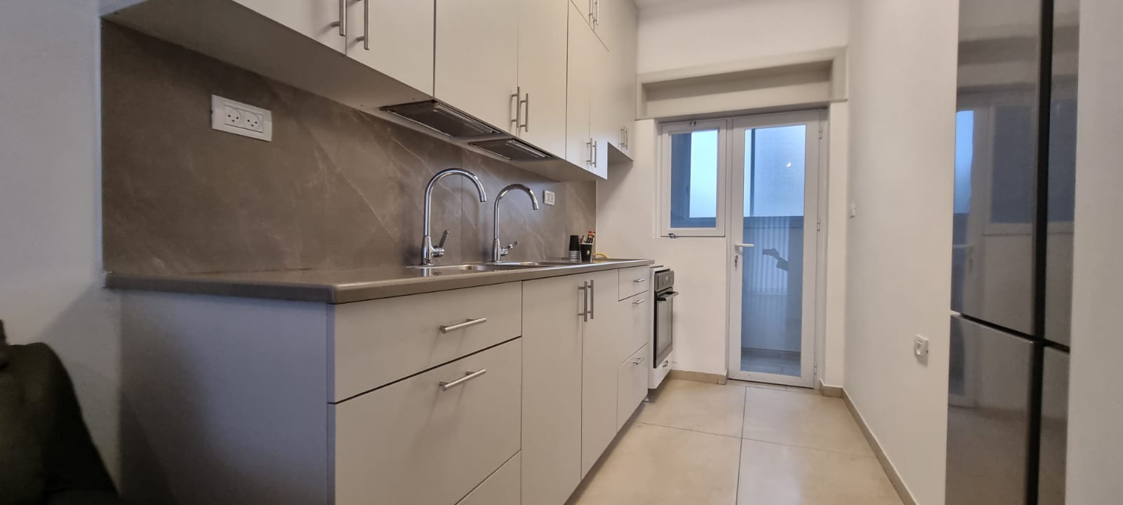 Kikar Shabbos Two Bedroom Vacation Rental- Geula-Mea shearim-Jerusalem