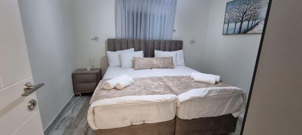 NEW- ONE BEDROOM VACATION RENTAL IN THE HEART OF JERUSALEM, ROMEMA, RISHON LEZIO