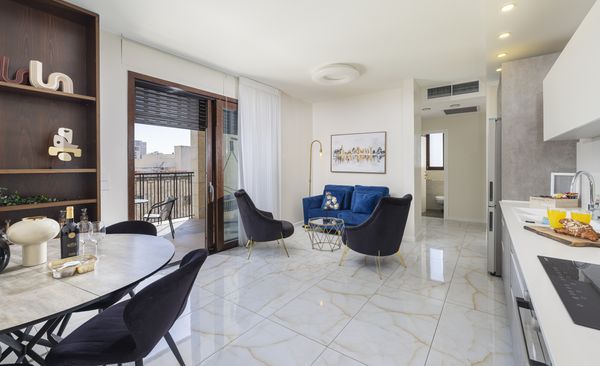 Jerusalem estate D-ג'רוזלם אסטייט D