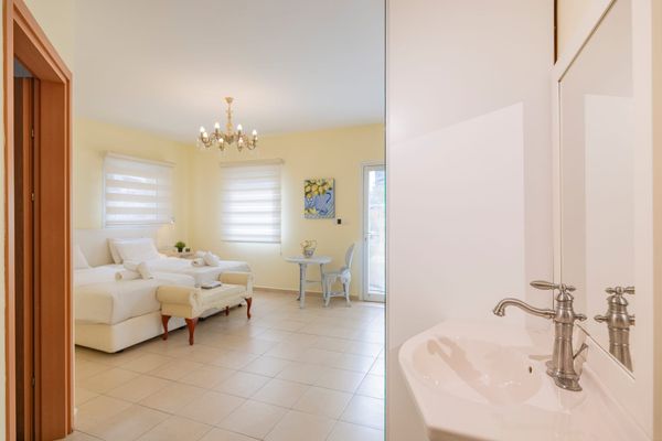 Apartment in Hiram Street