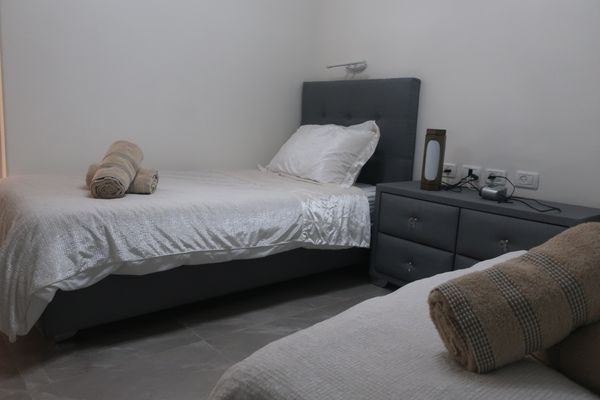 new 3 bedroom kikar belz shamgar