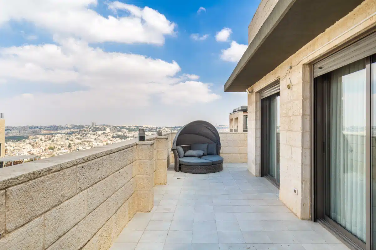 stunning penthouse with a crazy view